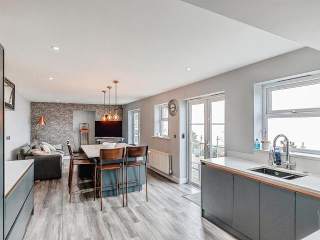 House for sale in Redcliffe Bay, Portishead