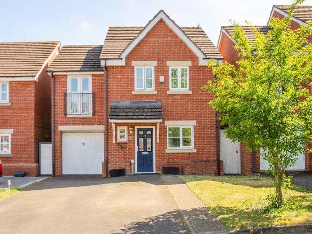 House for sale in Brownhills, West Midlands