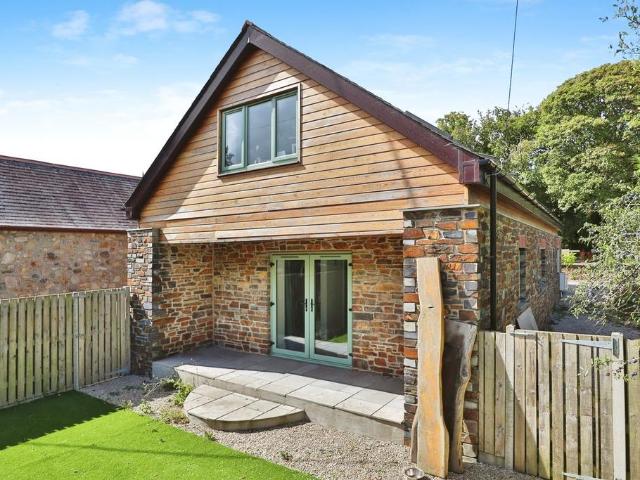 House for sale in Penelewey, Cornwall