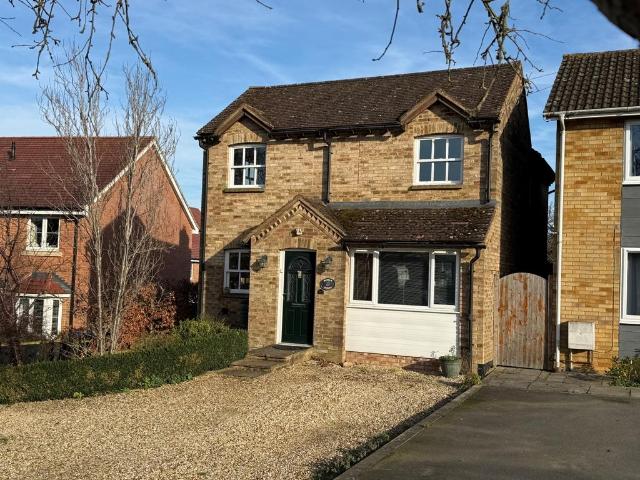 House for sale in Steeple Claydon, Buckinghamshire