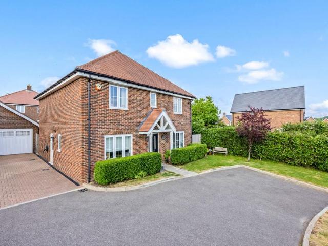 House for sale in Alderbrook, Cross In Hand