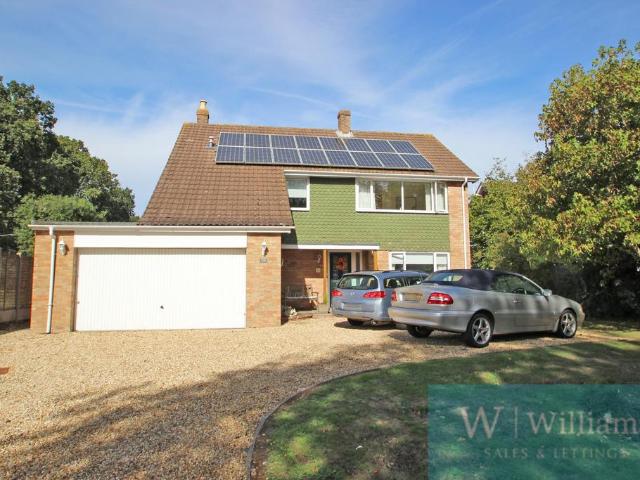 House for sale in Havenstreet and Ashey, Wootton Bridge