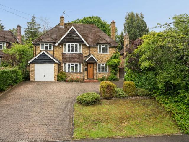 House for sale in Gerrards Cross, Denham