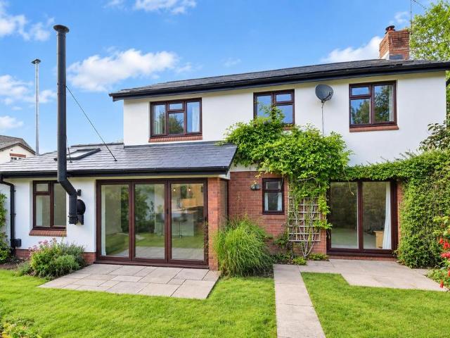 House for sale in Newton Poppleford, East Devon