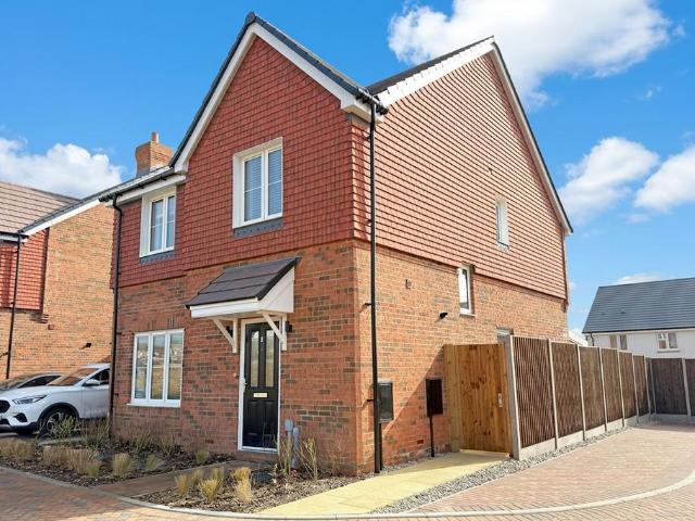 House for sale in Angmering, Clapham