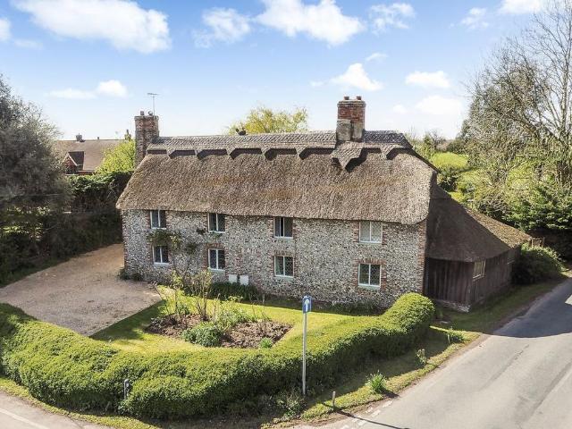 House for sale in Boxgrove, Littlecote