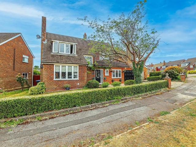 House for sale in Pouchen End, Hertfordshire