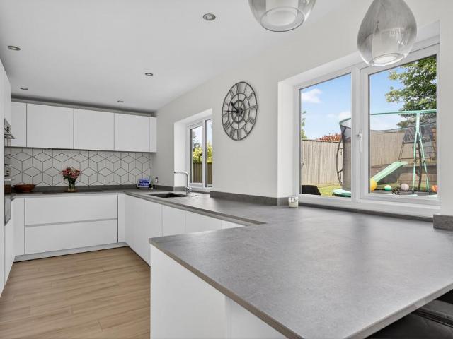 House for sale in Broomgrove, Guestling Green