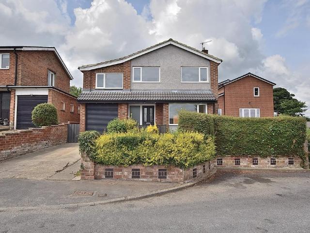 House for sale in Colburn