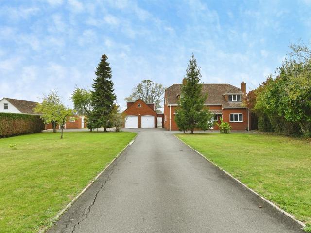 House for sale in Hilperton, Steeple Ashton