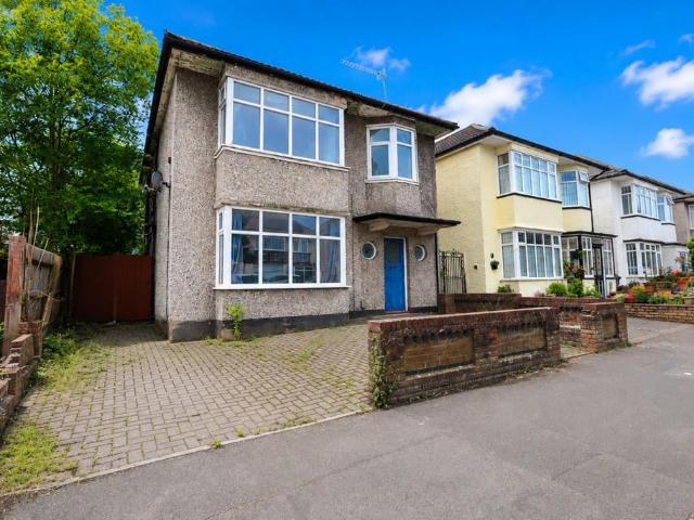 House for sale in Moordown, Bournemouth