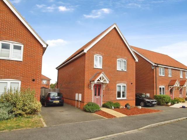 House for sale in Dale Hill, Essex