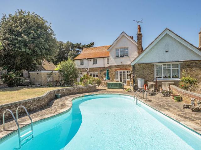 House for sale in Acol, Kent