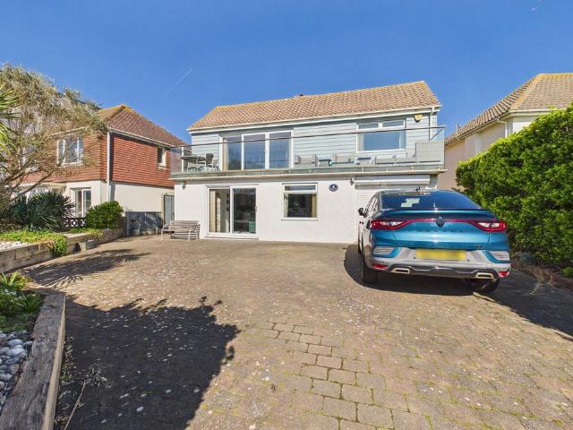 House for sale in Fishersgate, West Sussex