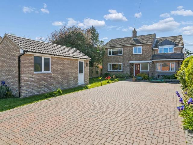 House for sale in Bedfordshire