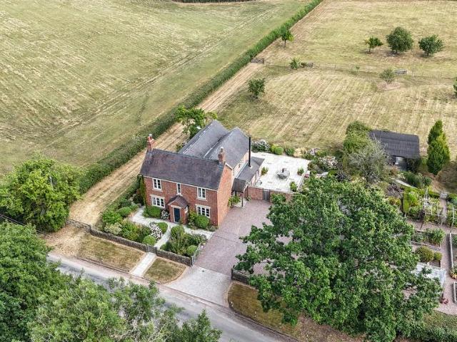 House for sale in Ranton, Baswich