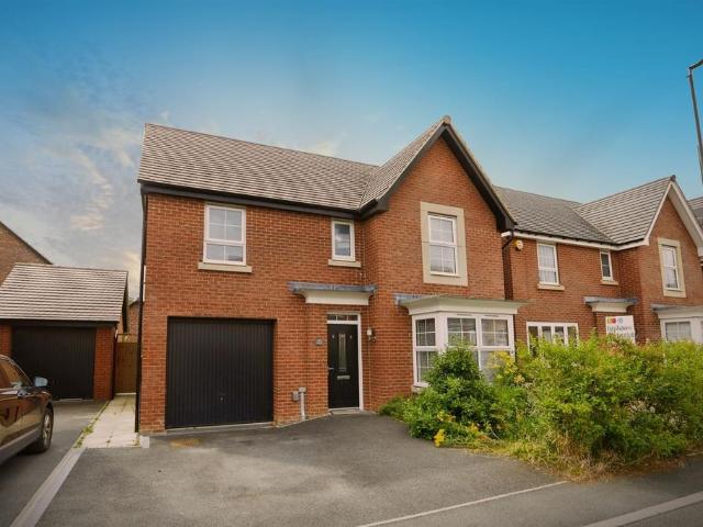 House for sale in Highfields, Egginton