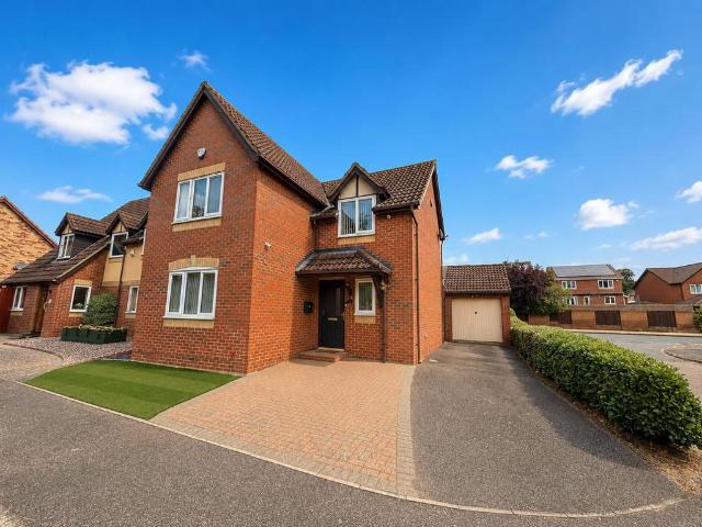 House for sale in Great Billing, Little Billing