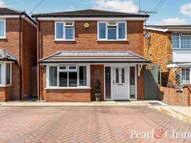 House for sale in Dunstable, Bedfordshire