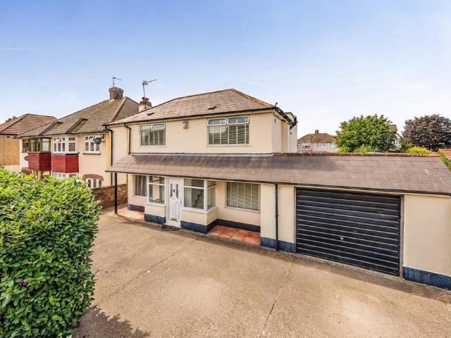 House for sale in Blackfen, Greater London