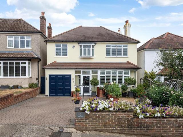 House for sale in Red Hill, Surrey