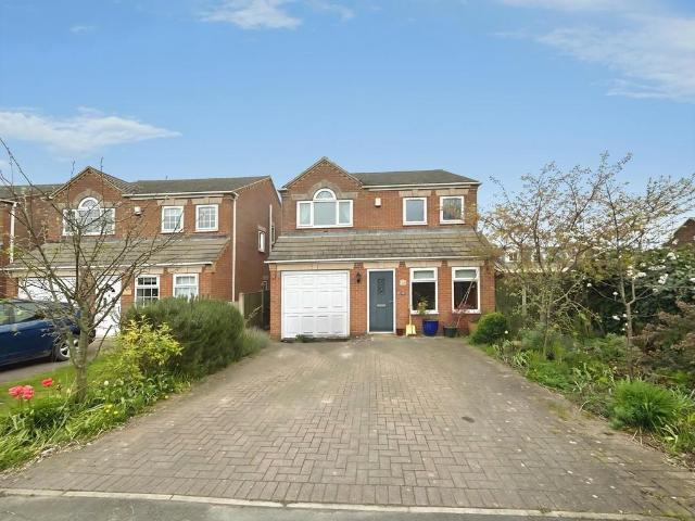 House for sale in Elmton, East Midlands