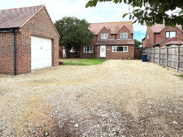 House for sale in Longford, Tewkesbury