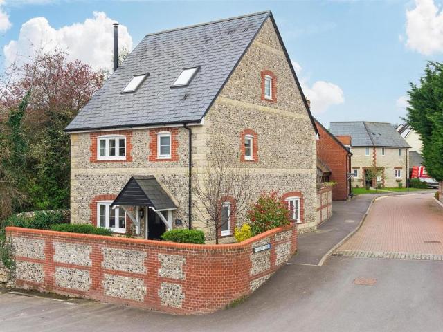 House for sale in Cerne Abbas, Isle Of Man