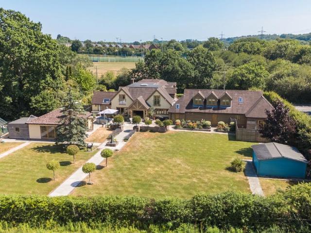 House for sale in Swanmore, Hampshire