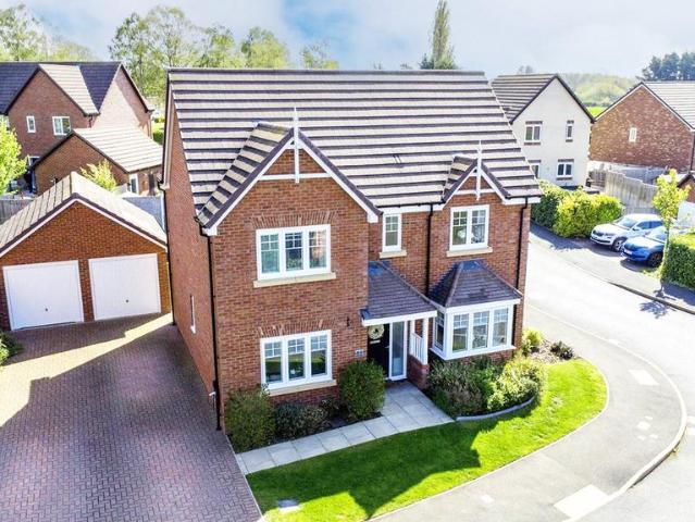 House for sale in Bomere Heath, Shropshire