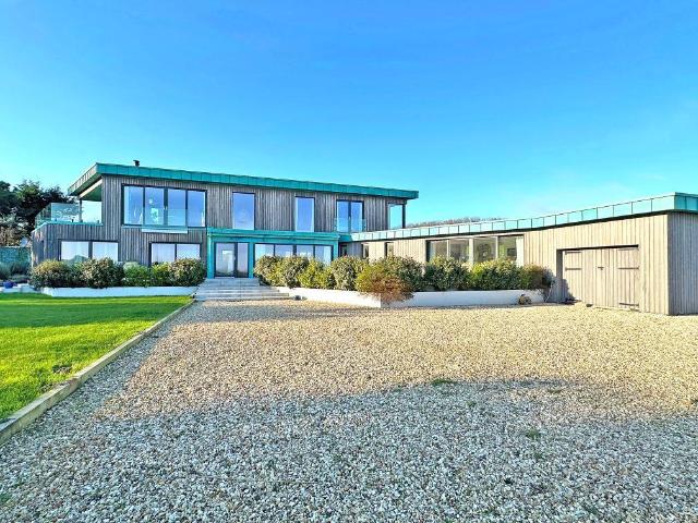 House for sale in Alderney, Poole