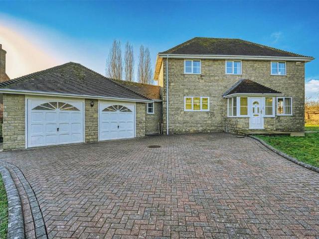 House for sale in Stalbridge