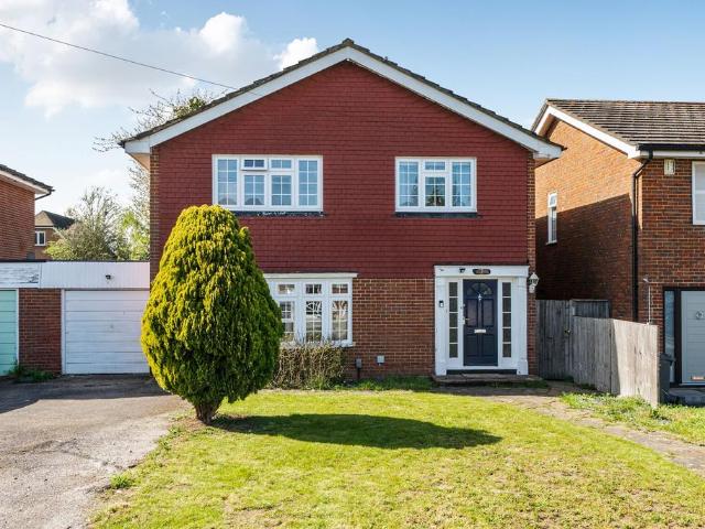 House for sale in Nork, Red Hill