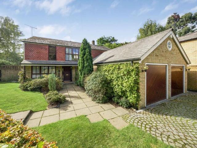 House for sale in Ham, Greater London