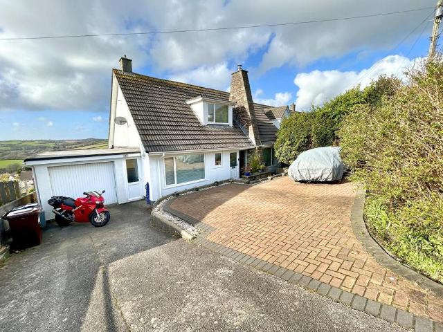 House for sale in Helston, Cornwall