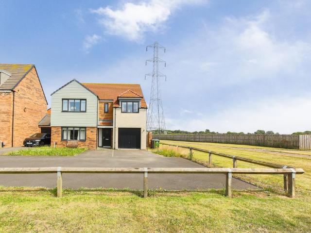 House for sale in Holystone, North Tyneside