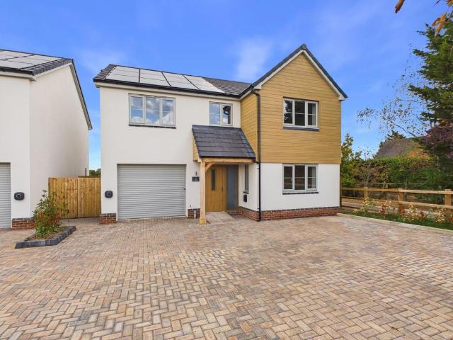 House for sale in Lower Moor, Wychavon