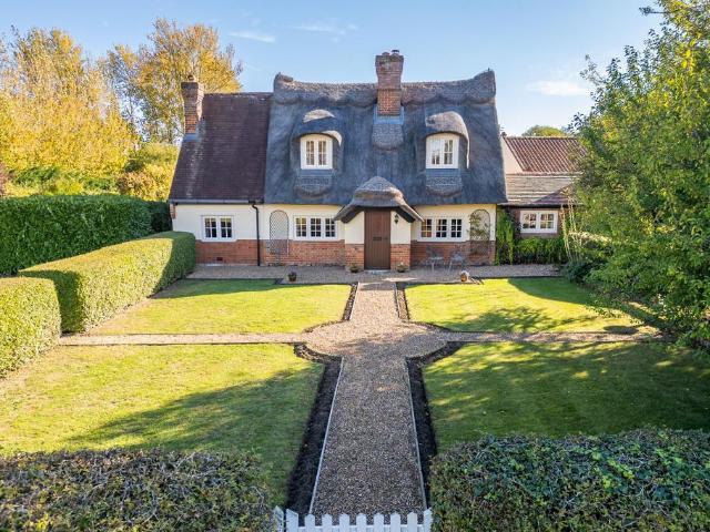 House for sale in Yelverton, South Norfolk