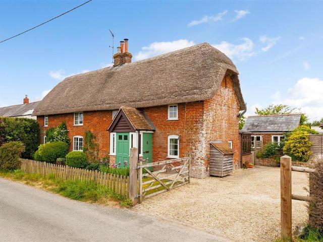 House for sale in Bishops Cannings, Wiltshire