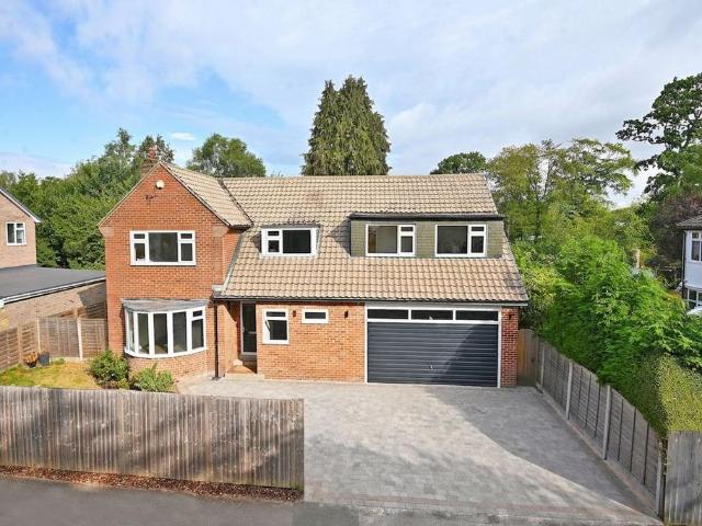 House for sale in Hookstone, Harrogate