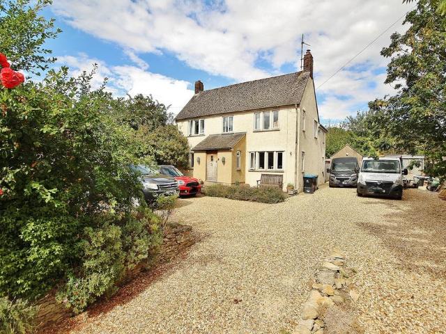 House for sale in Hailey, Black Bourton
