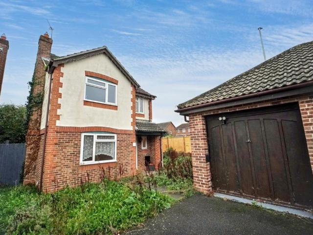 House for sale in Friday Street, Eastbourne