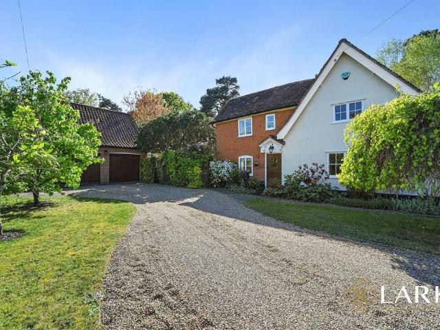 House for sale in Chelmondiston, Suffolk