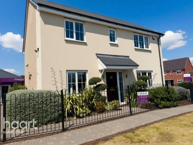 House for sale in Duton Hill, Essex