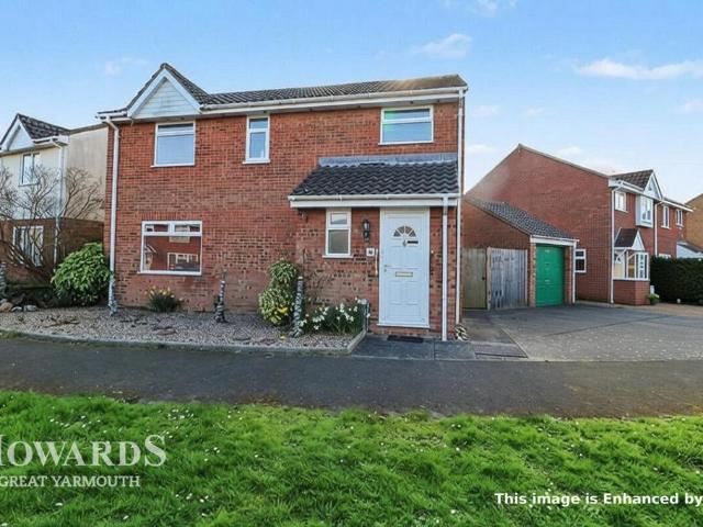 House for sale in Caister-on-Sea, Great Yarmouth
