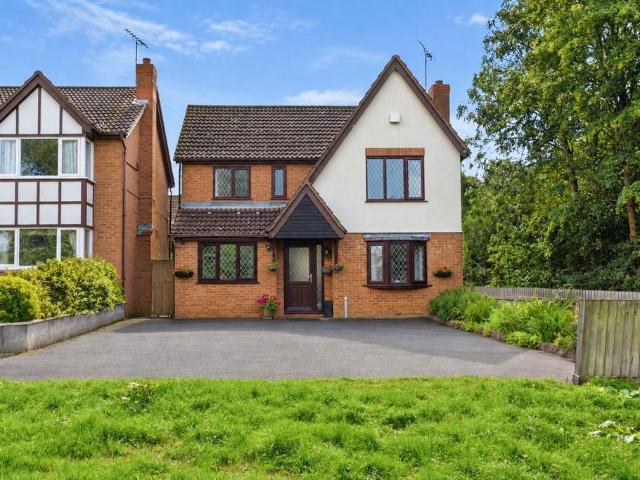 House for sale in Hamilton, Leicester