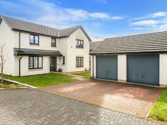 House for sale in Scotstoun, Scotland