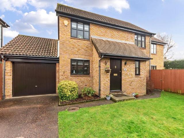 House for sale in Blackfen, Greater London