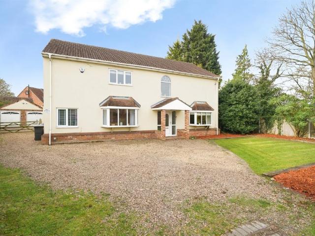House for sale in Hatfield Woodhouse, South Yorkshire