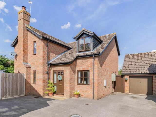 House for sale in Moulton, West Suffolk